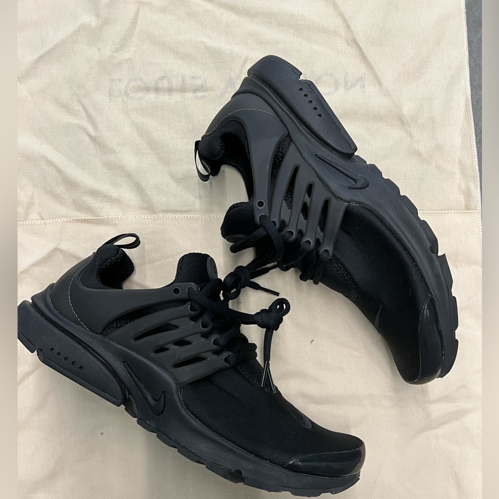 Nike Air Presto - All Black